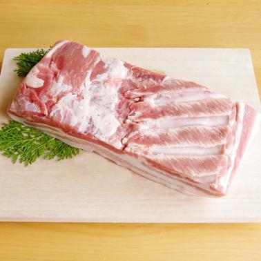 きなこ豚バラ肉 ブロック 1kg おいしい豚肉 はざま牧場 通販店 きなこ豚バラ肉 ブロック 1kg おいしい豚肉 はざま牧場 通販店