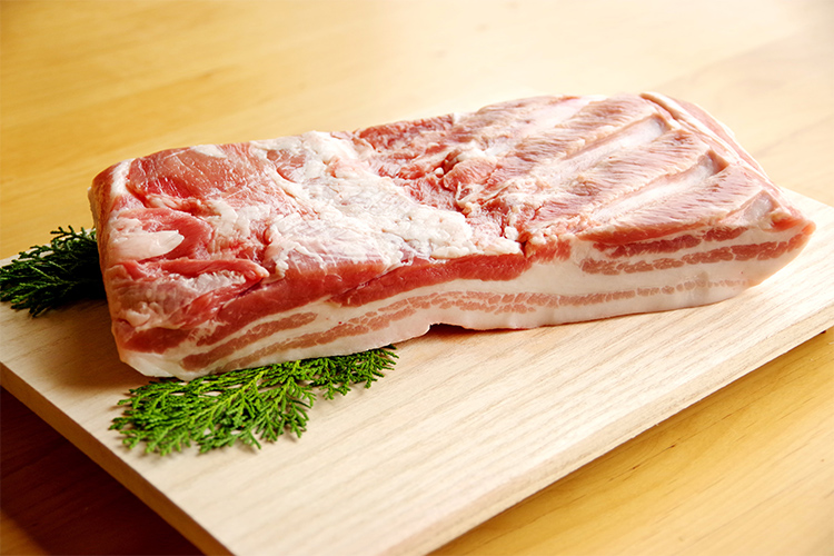 きなこ豚バラ肉 ブロック　1kg